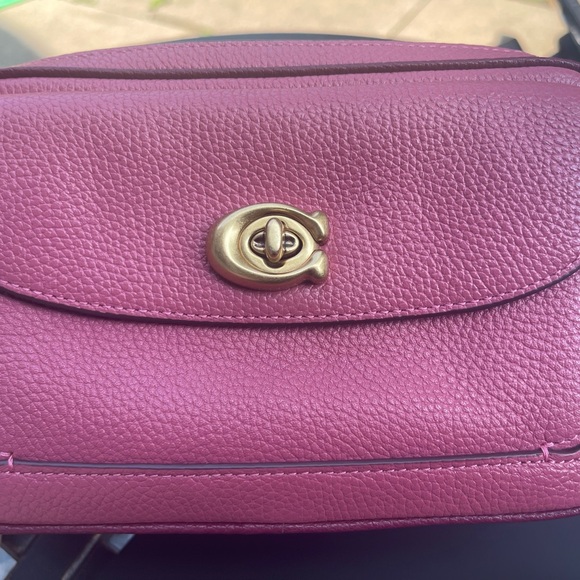 SOLD EUC Coach Willow Crossbody - Picture 6 of 10